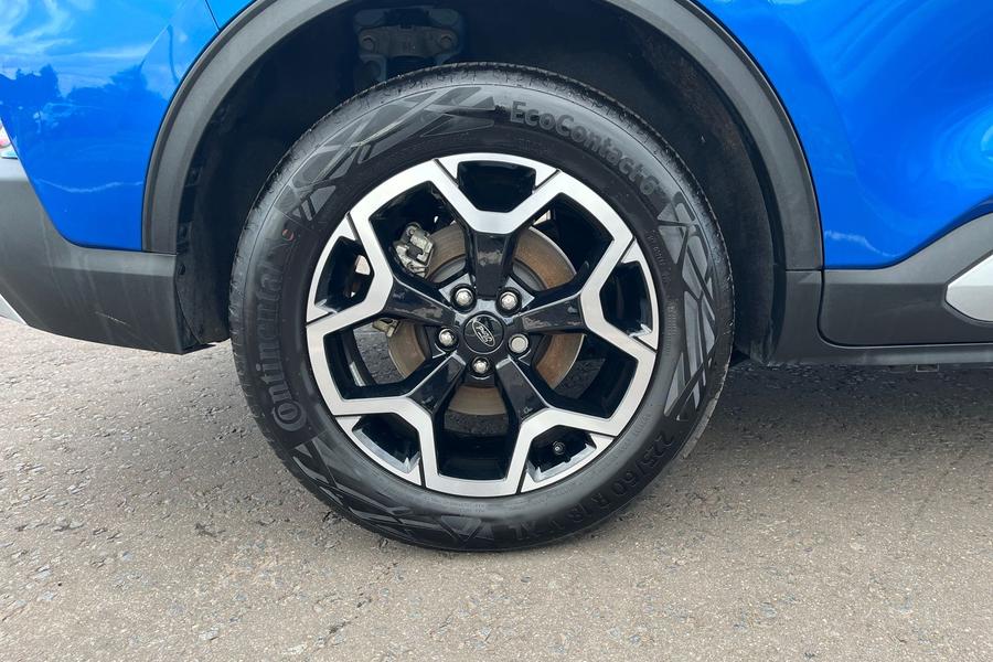 Ford Kuga Photo autoimg-81762687253dd8d2634f439bc09d5fade480e1bd.jpg