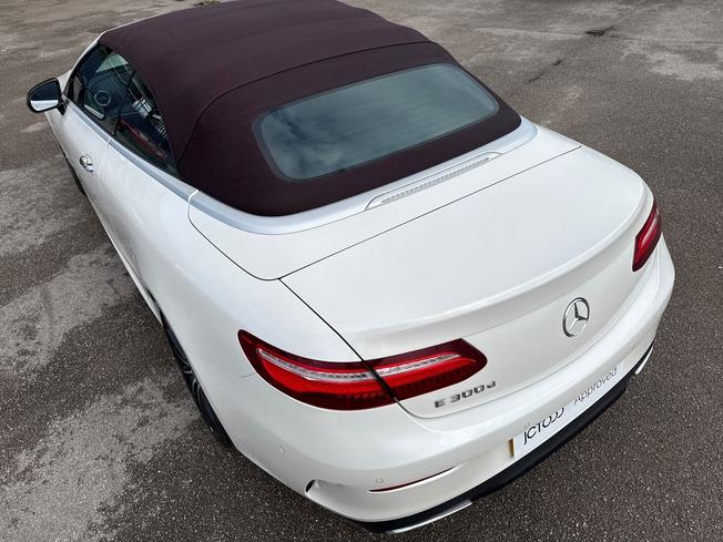 MERCEDES-BENZ E Class Photo 50