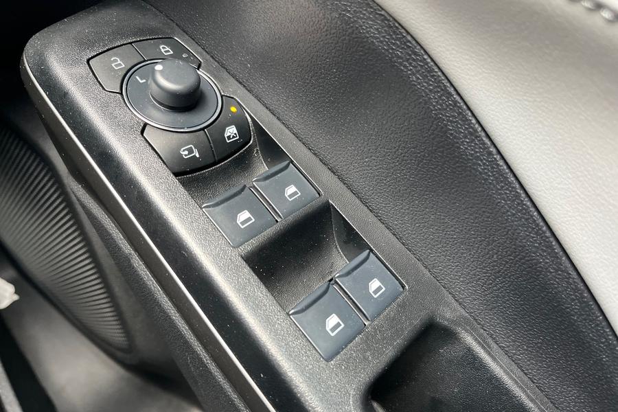 Ford Puma Gen-E Photo autoimg-817d25577cbadcc90b473b32746ea71f838fbb8c.jpg