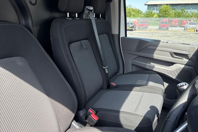 VOLKSWAGEN Transporter Photo 45