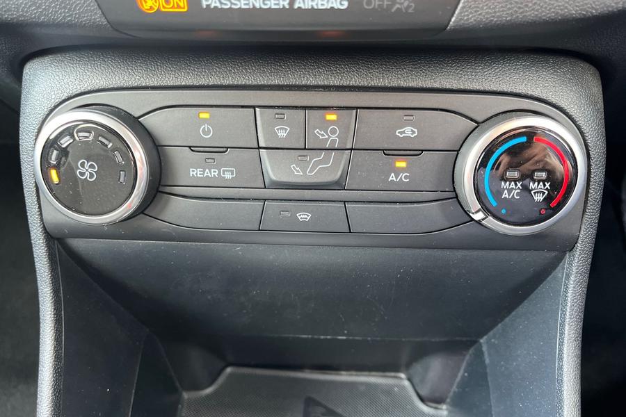 Ford FIESTA Photo autoimg-8184a137b808ffb1cc727ec2c6169f74a050e4ec.jpg