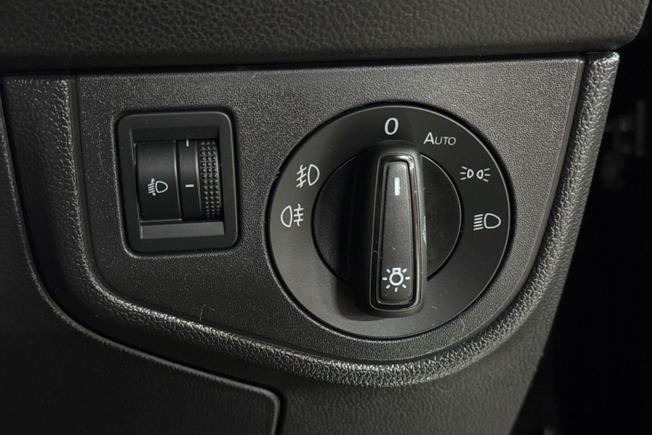 VOLKSWAGEN Polo Photo 24