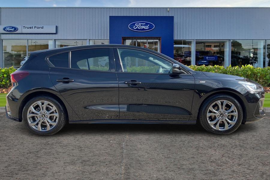 Ford Focus Photo autoimg-818a32750dcc0e451fa8062caafa557b9437afde.jpg