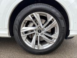 AUDI Q7 Photo 5