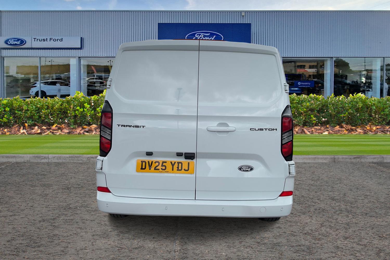 Ford TRANSIT CUSTOM Photo 12