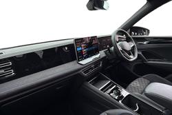 VOLKSWAGEN Tiguan Photo 2
