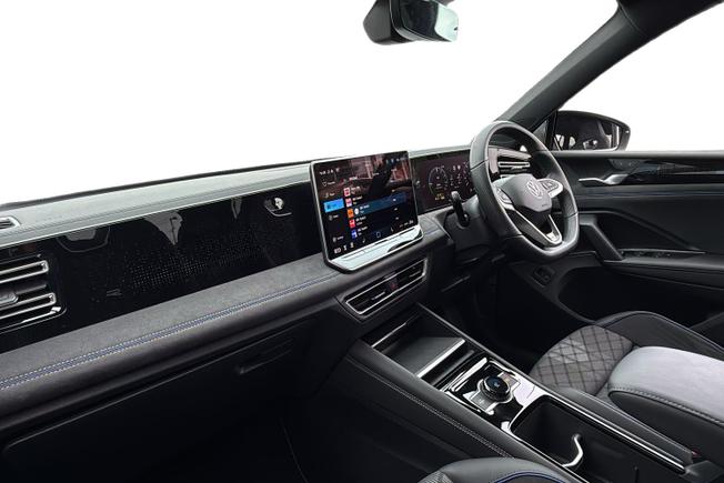 VOLKSWAGEN Tiguan Photo 2