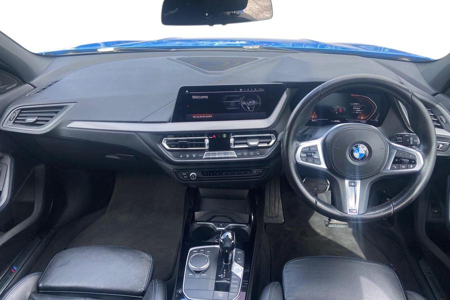 BMW 1 SERIES Photo autoimg-819d1141e0f40a150d56eebccd00cf8699348cc0.jpg