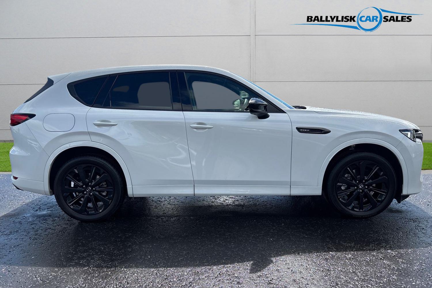 2026 Mazda CX-60 2.5 e-SKYACTIV 17.8kWh Homura Petrol Plug-in Hybrid Auto 4WD (327 ps) in White with 2900 Miles - vehicle photo 3 for sale on PureCar