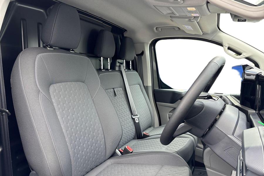 Ford TRANSIT CUSTOM Photo autoimg-819e3aaa1e8c7cd9ea5121bdf6b64e70a266a5f3.jpg