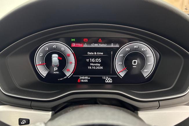 AUDI A4 Avant Photo 15