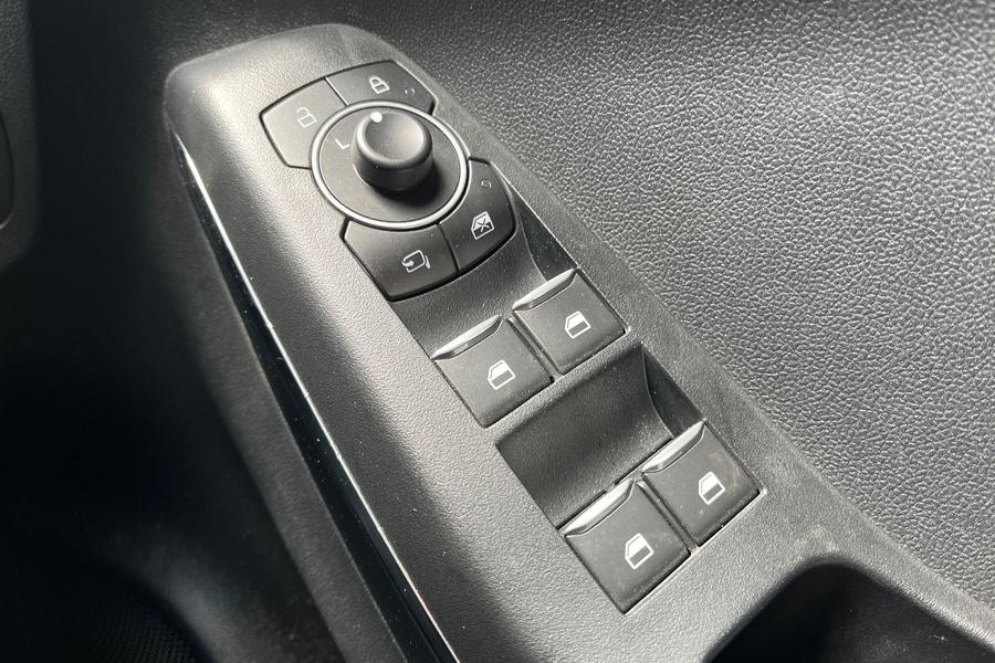 Ford PUMA Photo autoimg-819ef097756c6f30027f9766995b751d62577510.jpg
