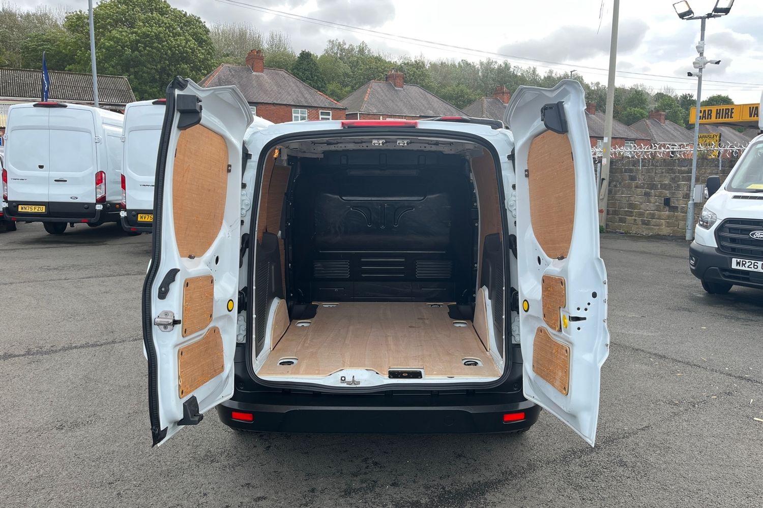 Ford TRANSIT CONNECT Photo 6