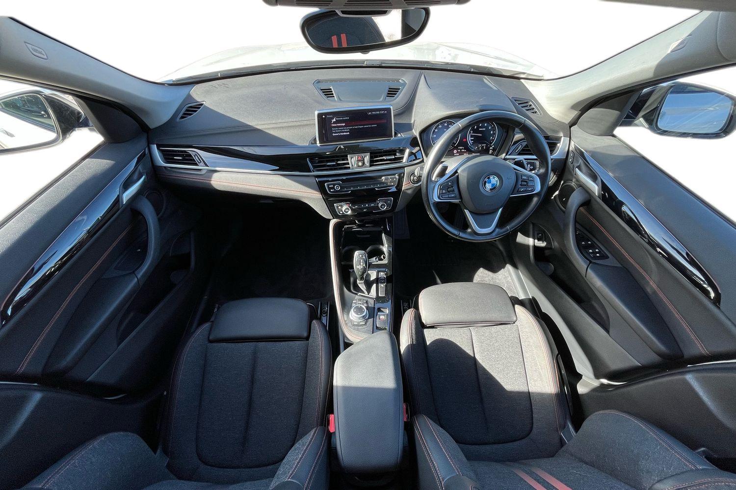BMW X1 Photo 9