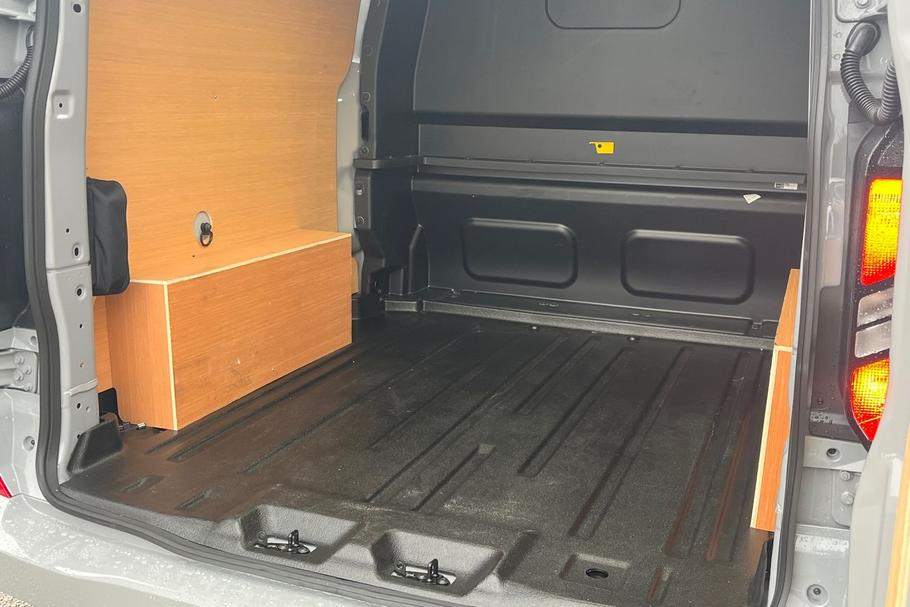 Used Ford TRANSIT CUSTOM 5