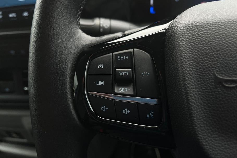 Used Ford E-TRANSIT CUSTOM 24