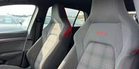 Volkswagen Golf Photo 22