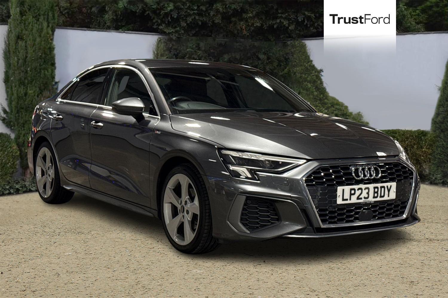 Audi A3 Photo 0