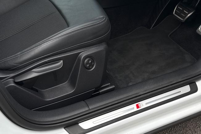 AUDI Q2 Photo 32