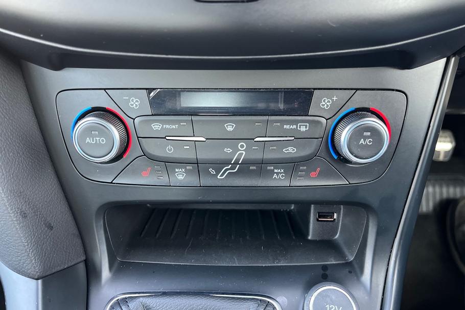Used Ford FOCUS 33