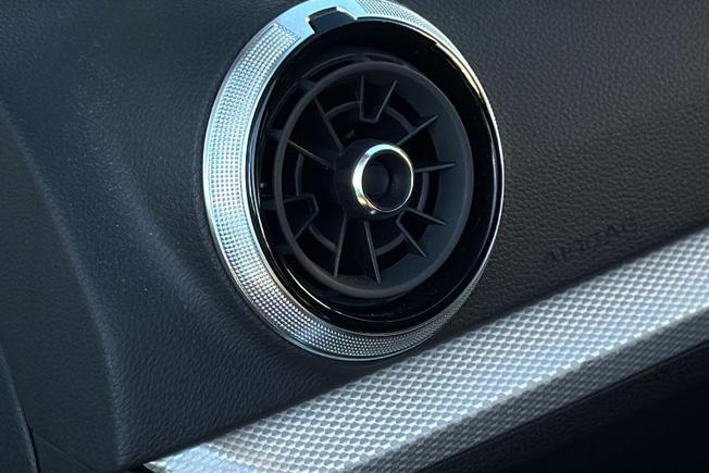 AUDI Q2 Photo 43