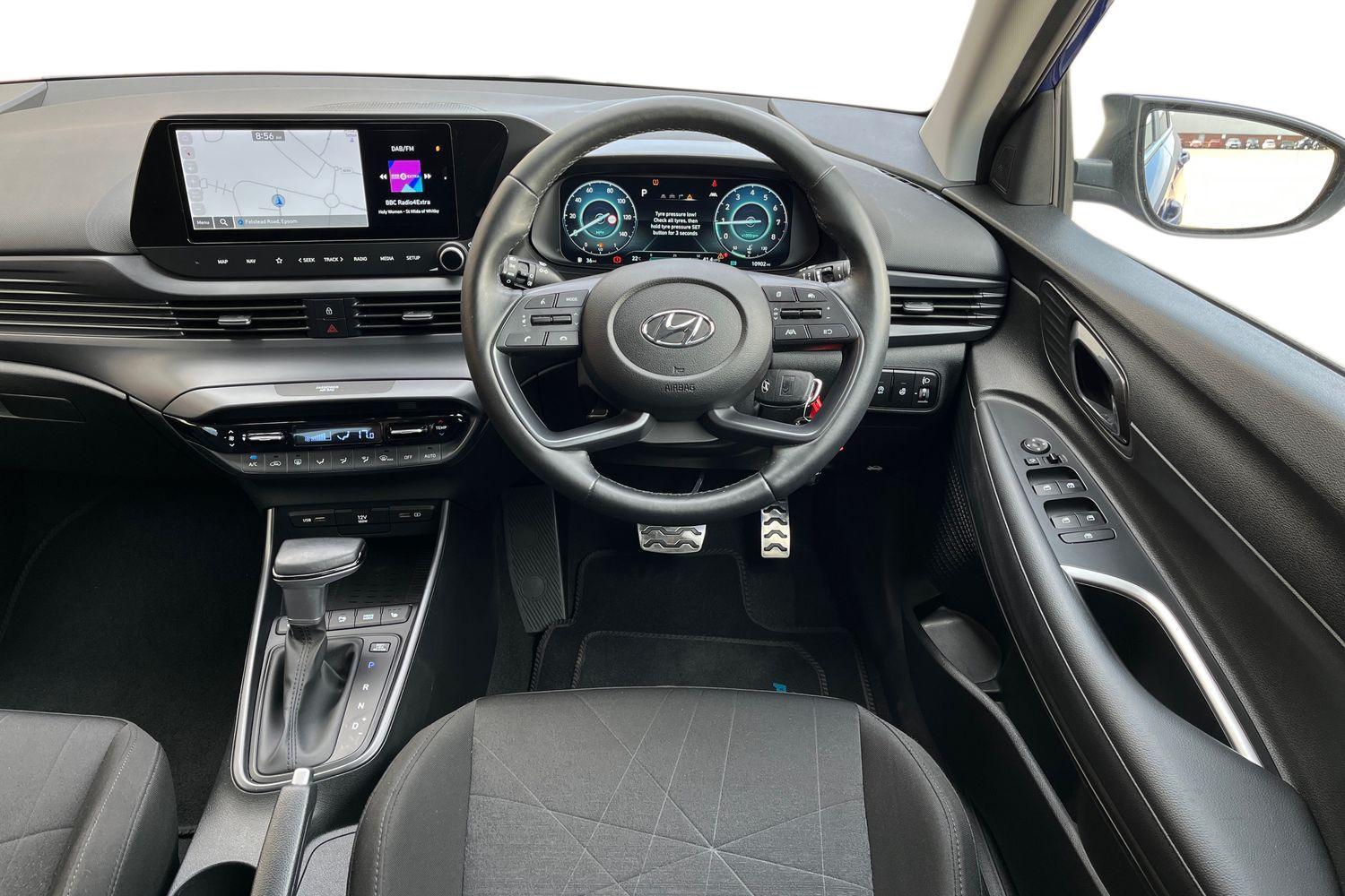 Hyundai BAYON Photo 10