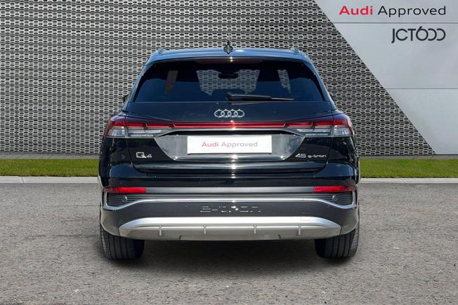AUDI Q4 E-Tron Photo 7