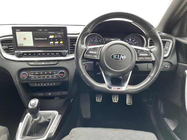 KIA Ceed Photo 11