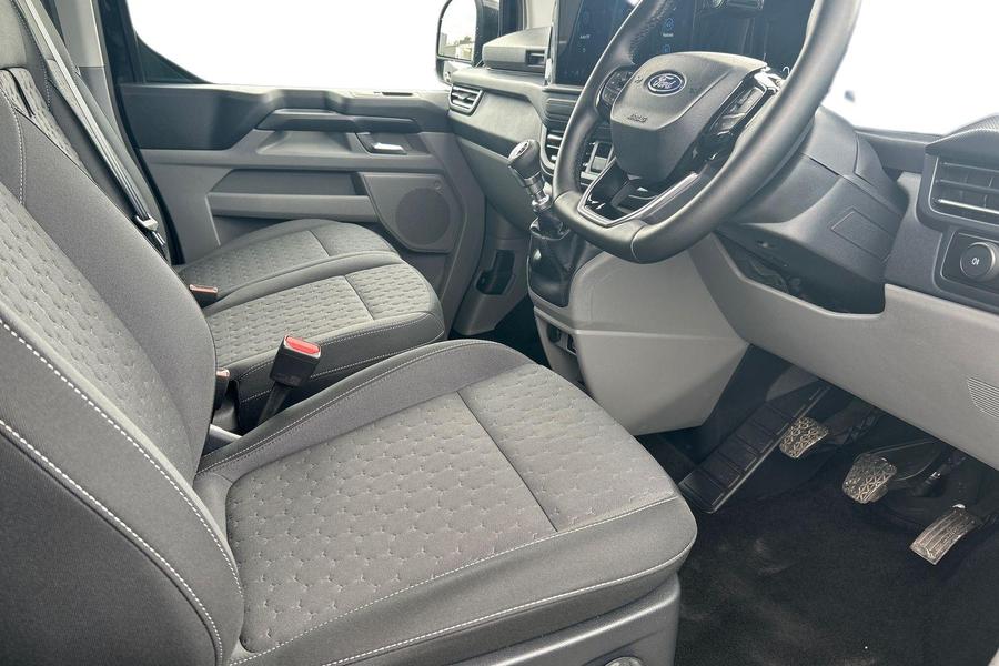 Ford TRANSIT CUSTOM Photo autoimg-81b9ddc7c546cd24df2f532d9a13b33f9a3a58d6.jpg