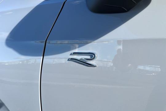 Volkswagen Golf Photo autoimg-81bd0ecd87945e4fe4ff3c039d240efc30b9d2d2.jpg