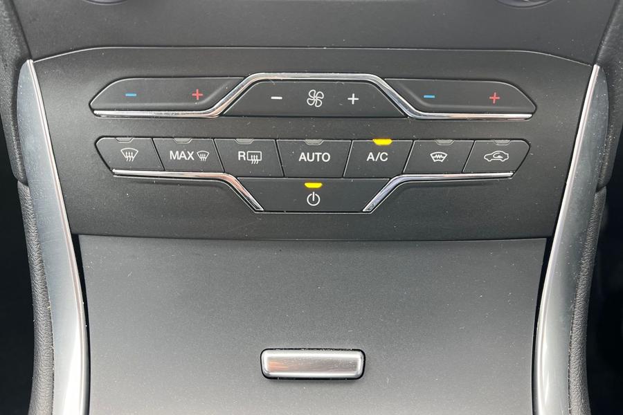 Ford GALAXY Photo autoimg-81bd770e5de9a3ce6af9b0144915d14559910d9a.jpg