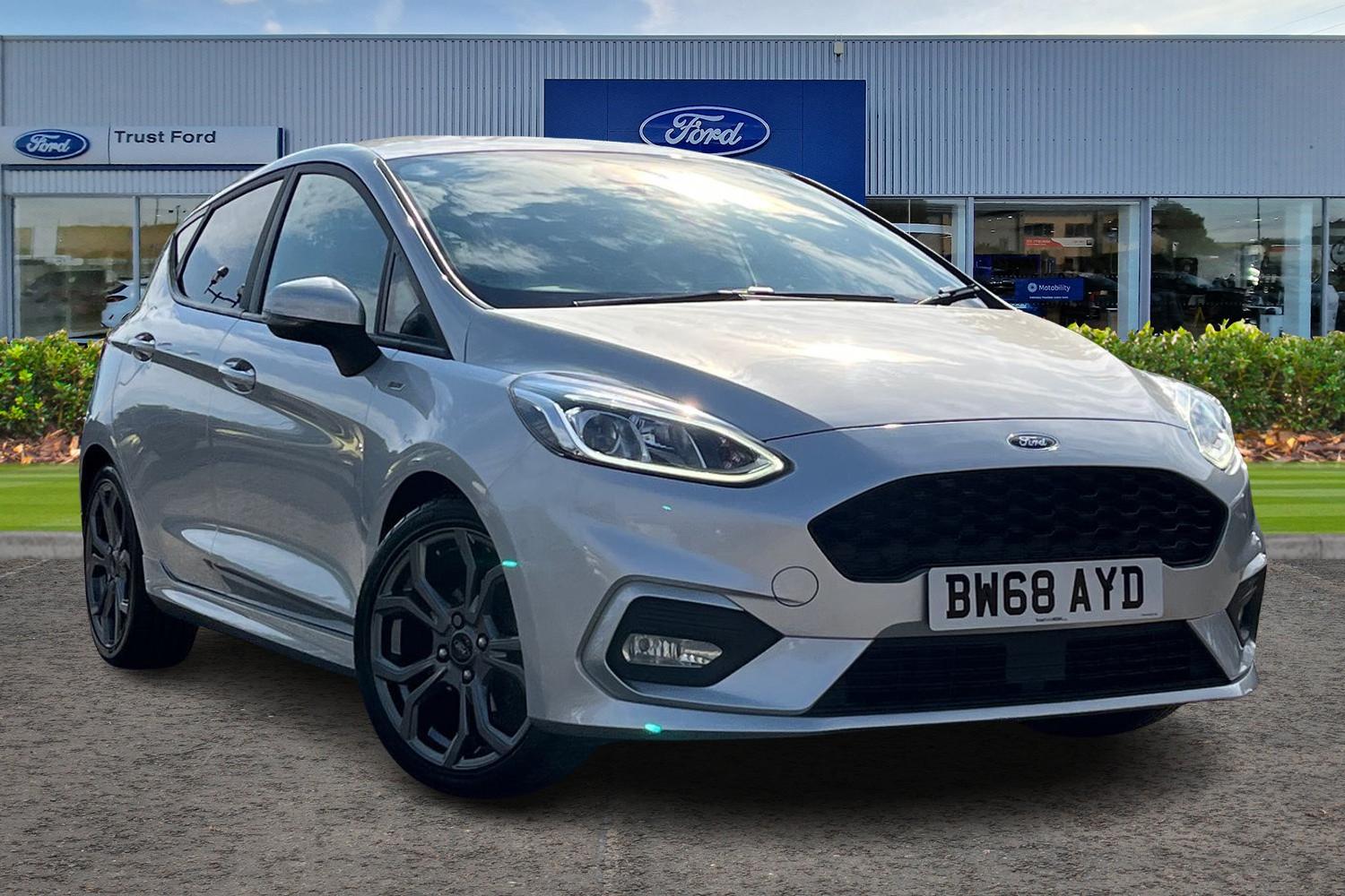 Ford FIESTA Photo 0