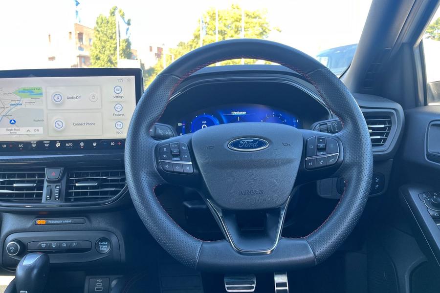 Ford FOCUS Photo autoimg-81c0fcecaebf8f591e084a40dd4642a9ffe72f9c.jpg