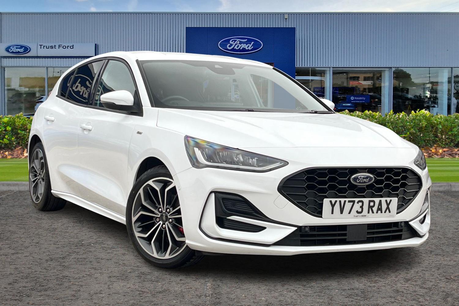 Ford FOCUS Photo 0