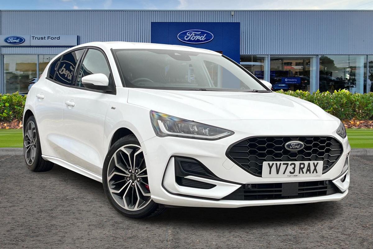 Ford Focus listing photo