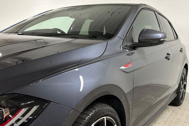 VOLKSWAGEN Polo Photo 40