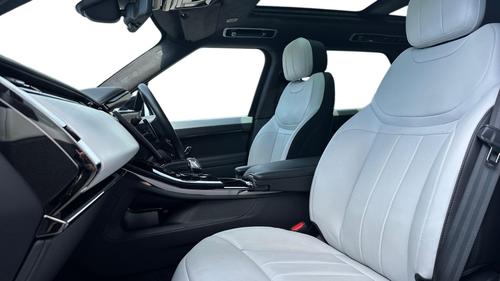 Land Rover Range Rover Sport Photo autoimg-81c7c5f8d3dc9c5c6e53b2aecfb358fec7c5d339.jpg