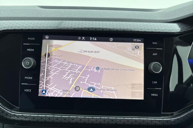 Volkswagen T-Cross Photo 14