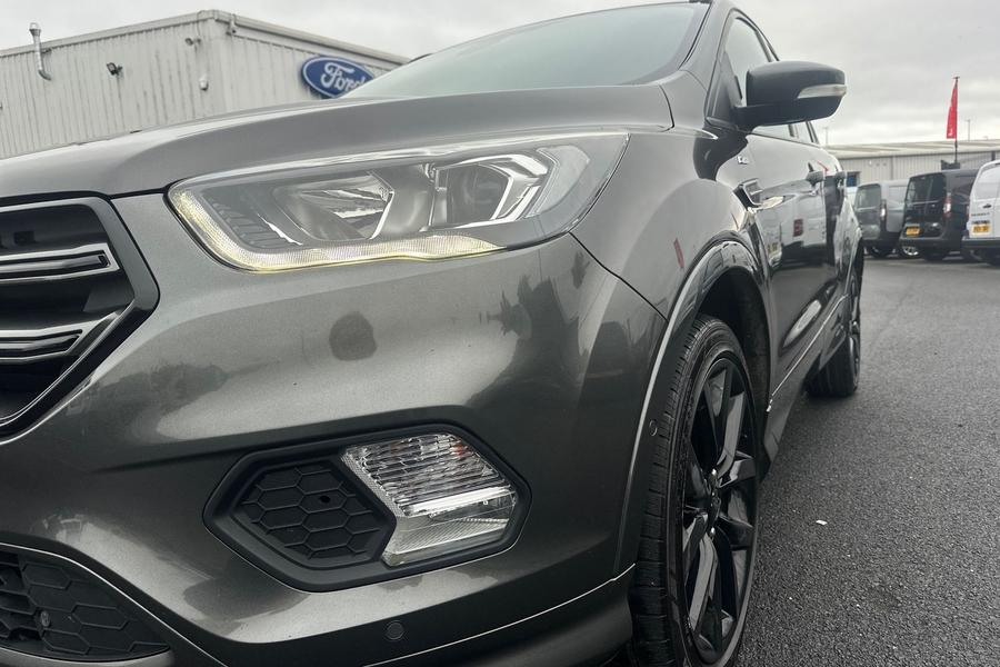 Ford KUGA Photo autoimg-81cd2436952339a46e789c6ce84ab0baf65bf174.jpg