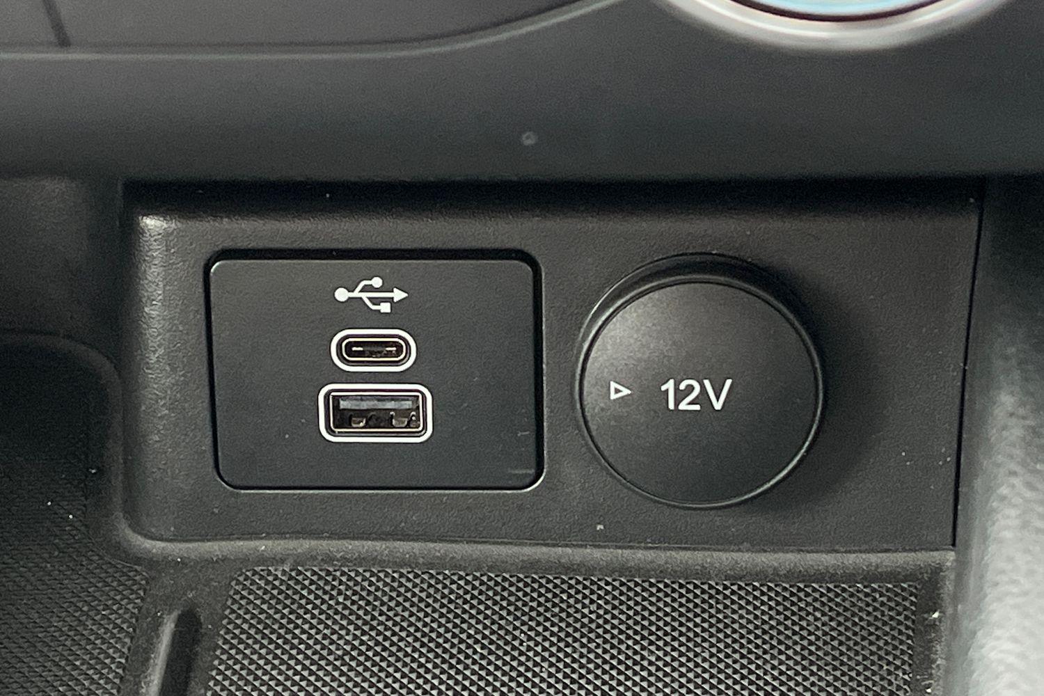 Ford Kuga Photo 28