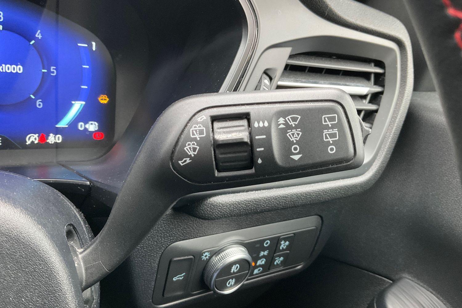 Ford KUGA Photo 14