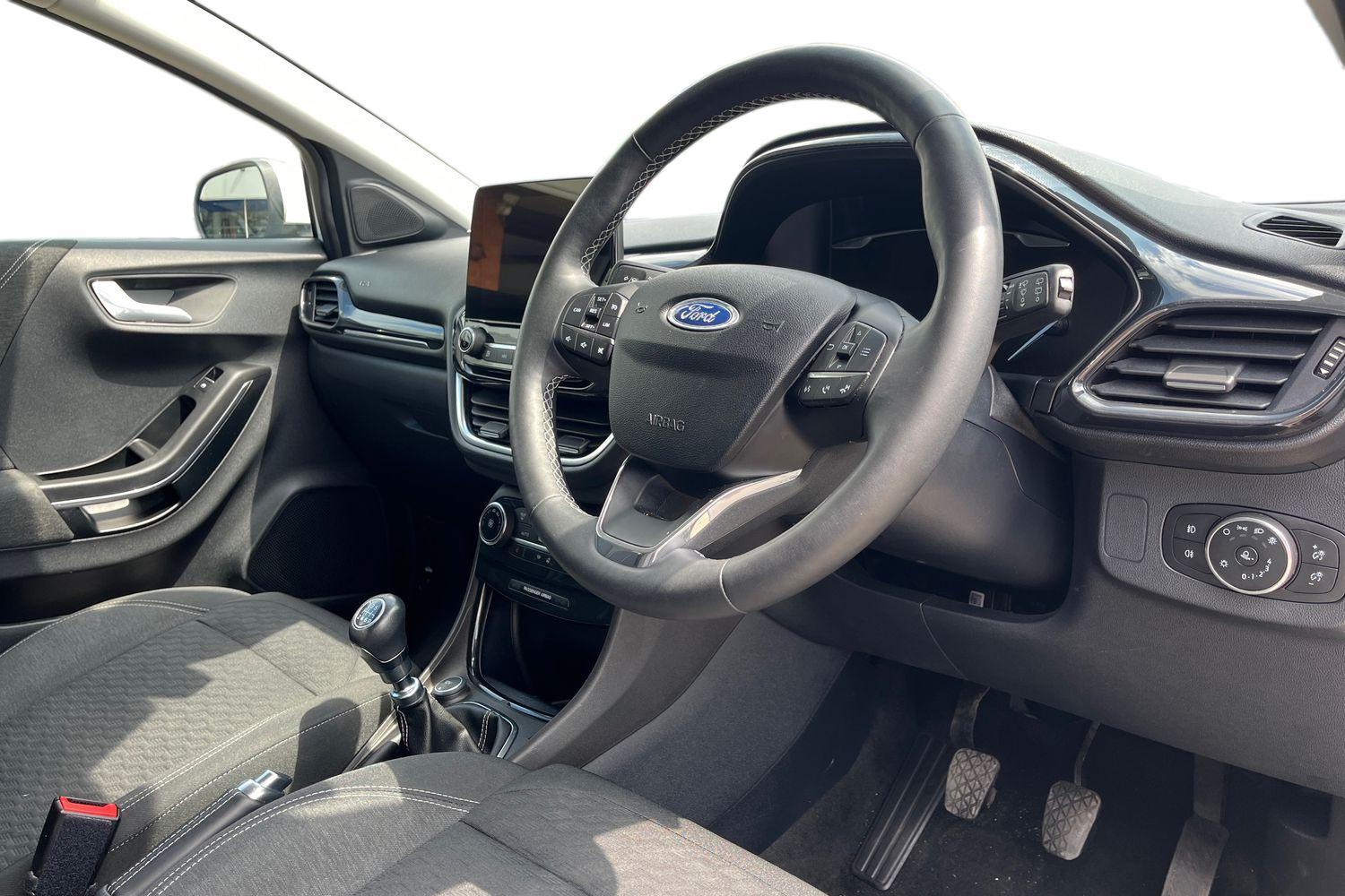Ford PUMA Photo 8