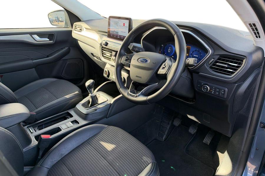 Ford KUGA Photo autoimg-81d33d15d55f336188e67db9515e0376177fa91f.jpg