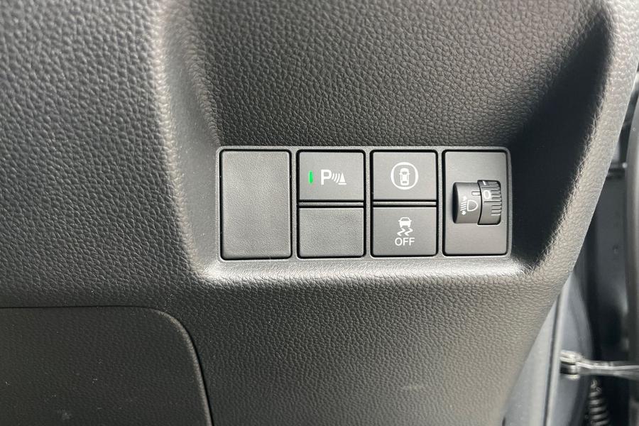 Honda JAZZ Photo autoimg-81d7d5a871fb07eeab83d3a1abb45ae38bf96fe6.jpg