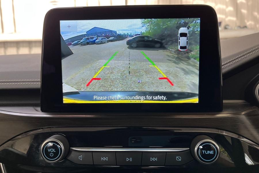 Ford Kuga Photo autoimg-81d9717dfe3cde39b23724855674283df4ceb33a.jpg