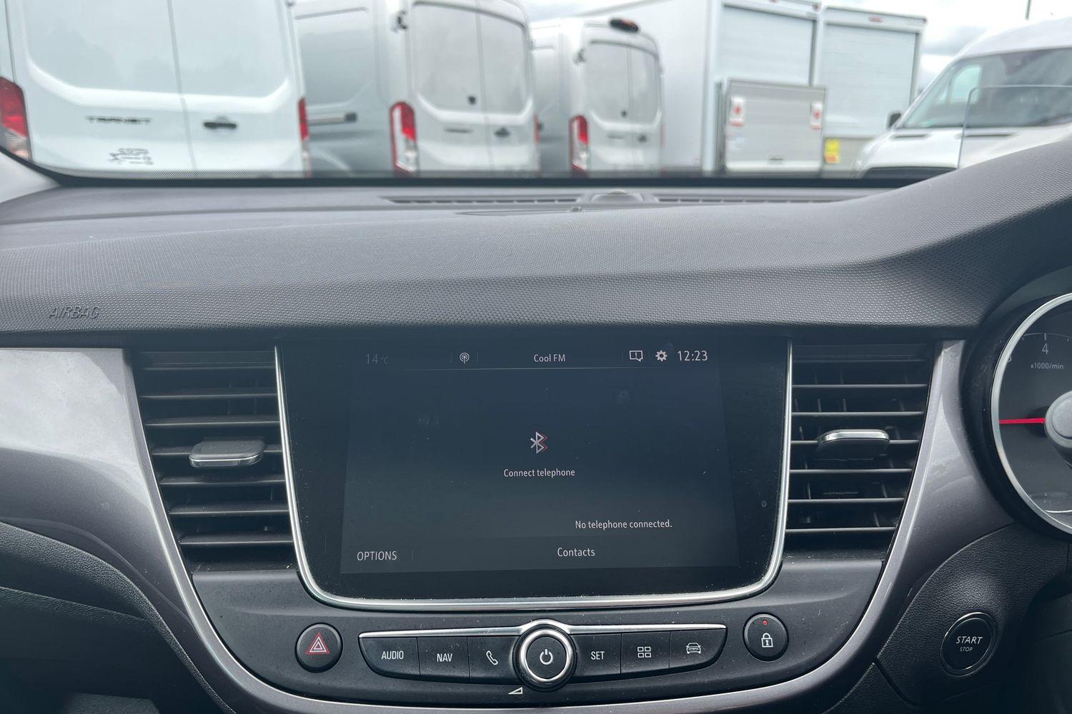 Vauxhall CROSSLAND X Photo 29