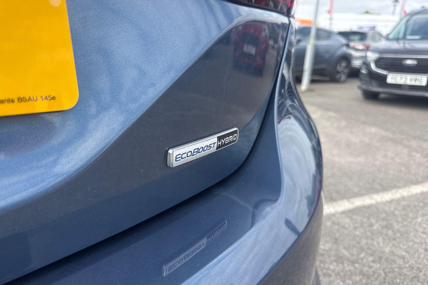Ford FIESTA Photo 38