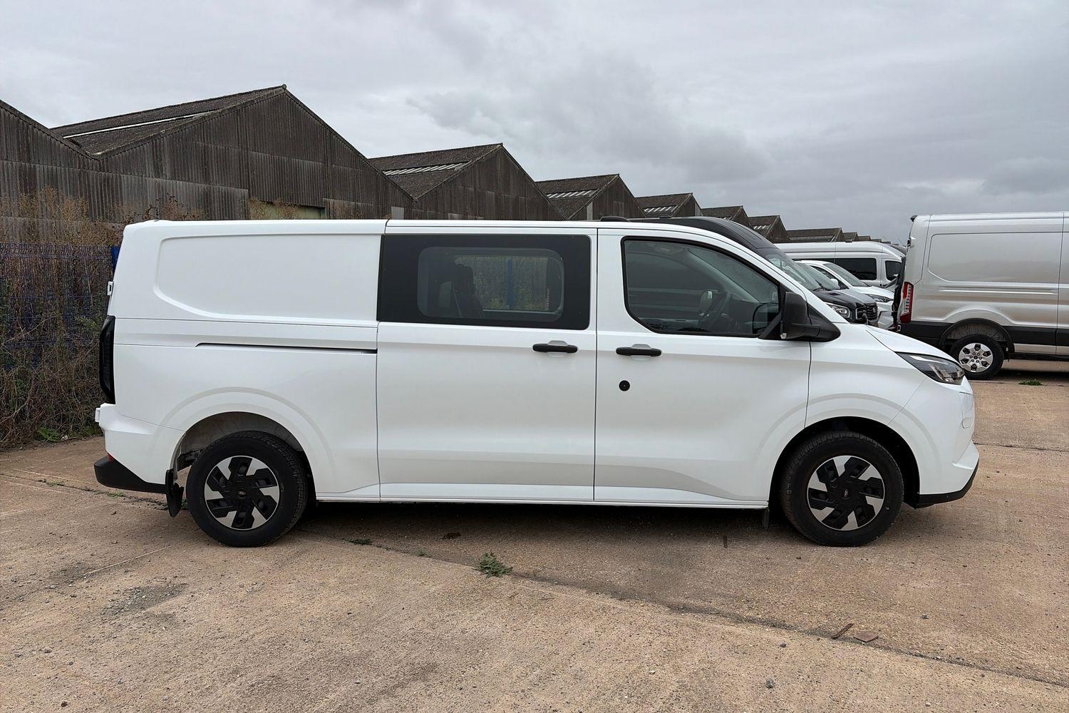 Ford TRANSIT CUSTOM Photo 20