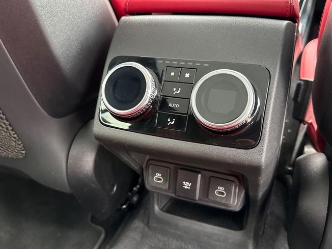 JAGUAR I-Pace Photo 27