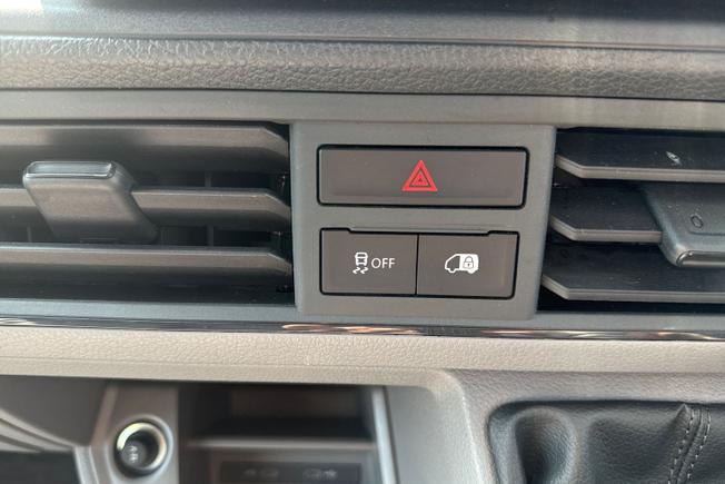 VOLKSWAGEN Crafter Photo 32